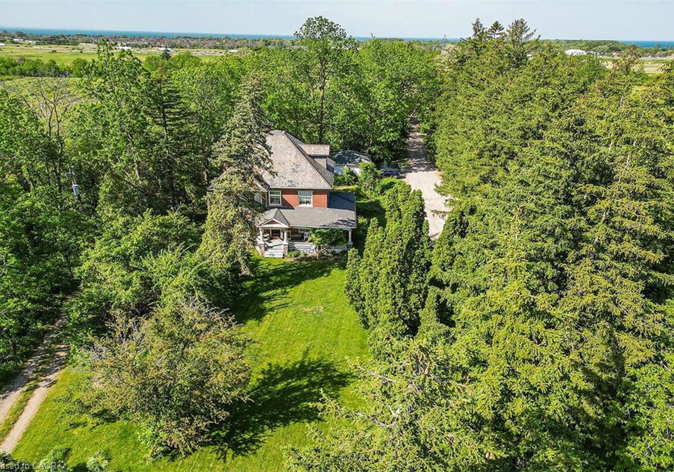 20-bridgman-lane-stoney-creek-ontario-40840281