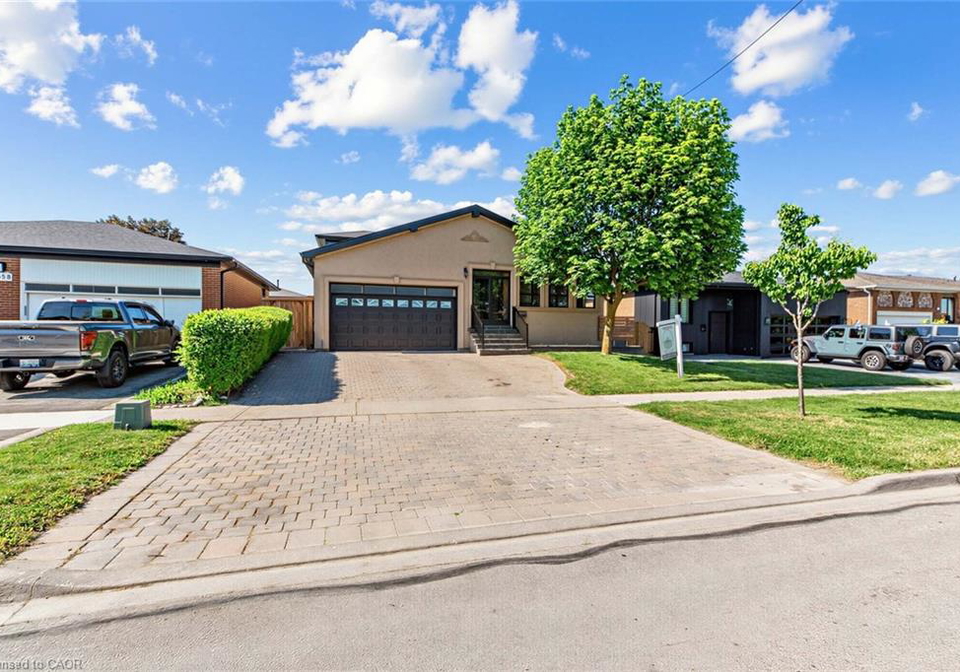 654-woodbridge-avenue-vaughan-ontario-40840282