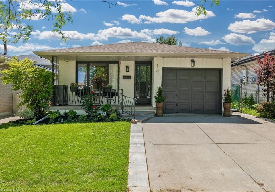 13-salina-place-stoney-creek-ontario-40840312