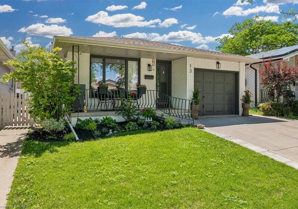 13-salina-place-stoney-creek-ontario-40840312