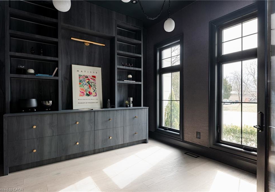 517-stafford-drive-oakville-ontario-40840327