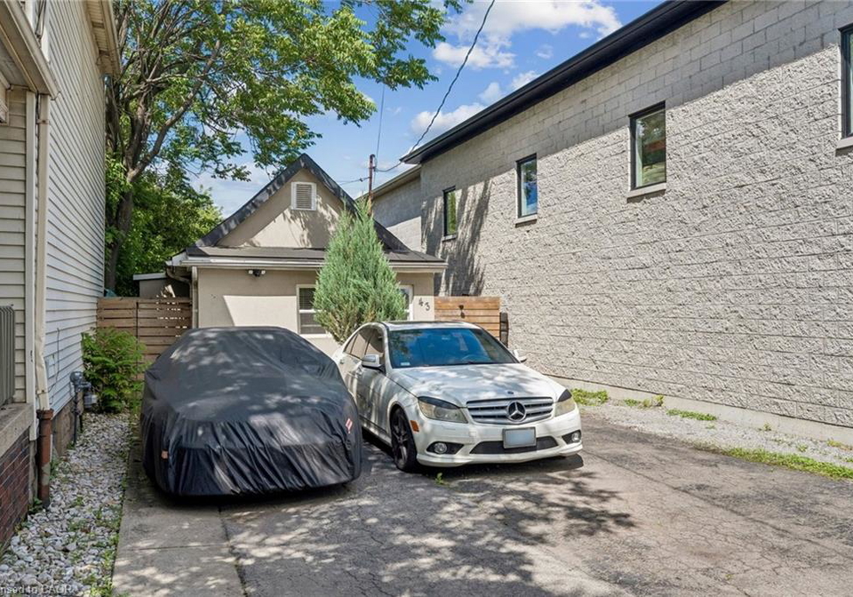 43-whitfield-avenue-hamilton-ontario-40840332