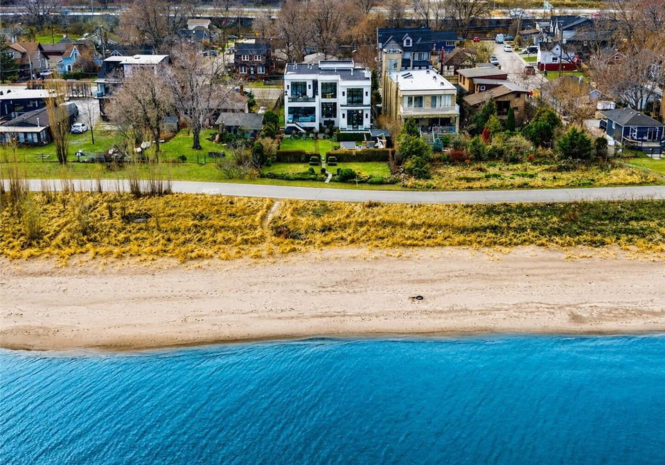 711-beach-boulevard-hamilton-ontario-40840343