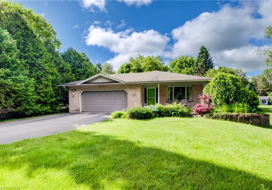 144-south-water-street-mount-forest-ontario-40840346