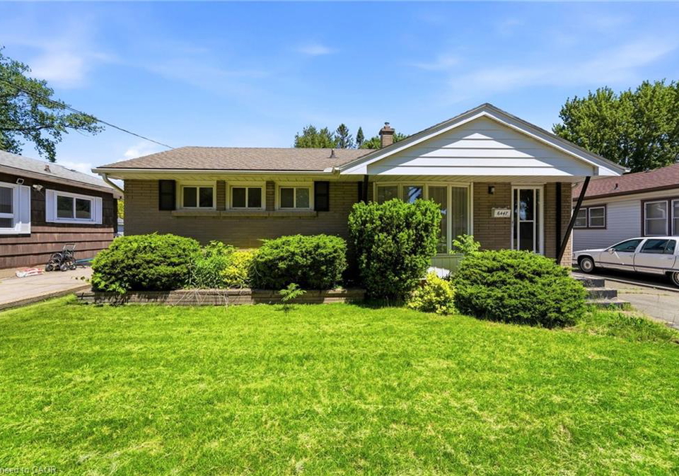 6447-burdette-drive-niagara-falls-ontario-40840347