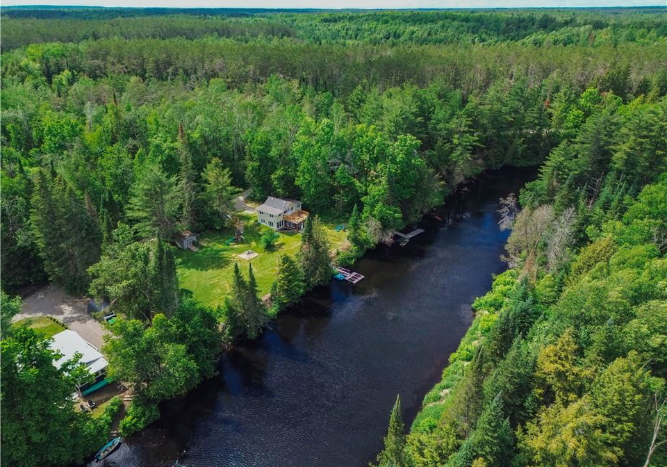 11-side-road-kinmount-ontario-40840363