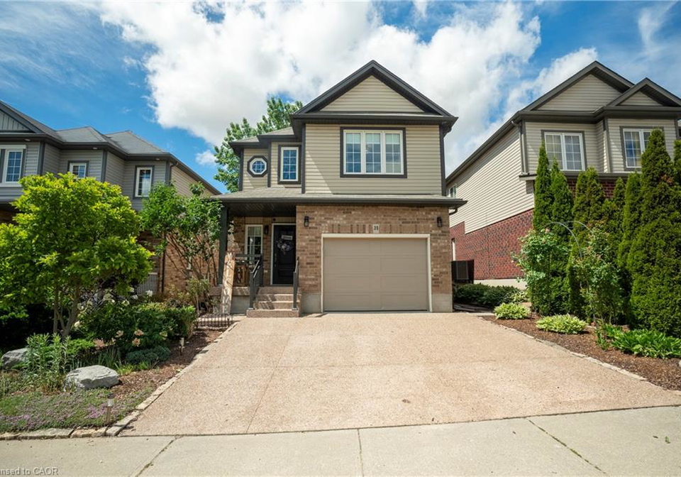 35-parkvale-drive-kitchener-ontario-40840392