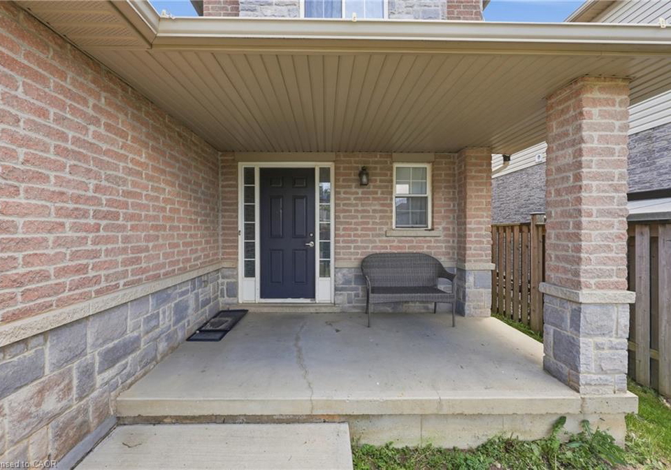 83-davinci-boulevard-hamilton-ontario-40840454