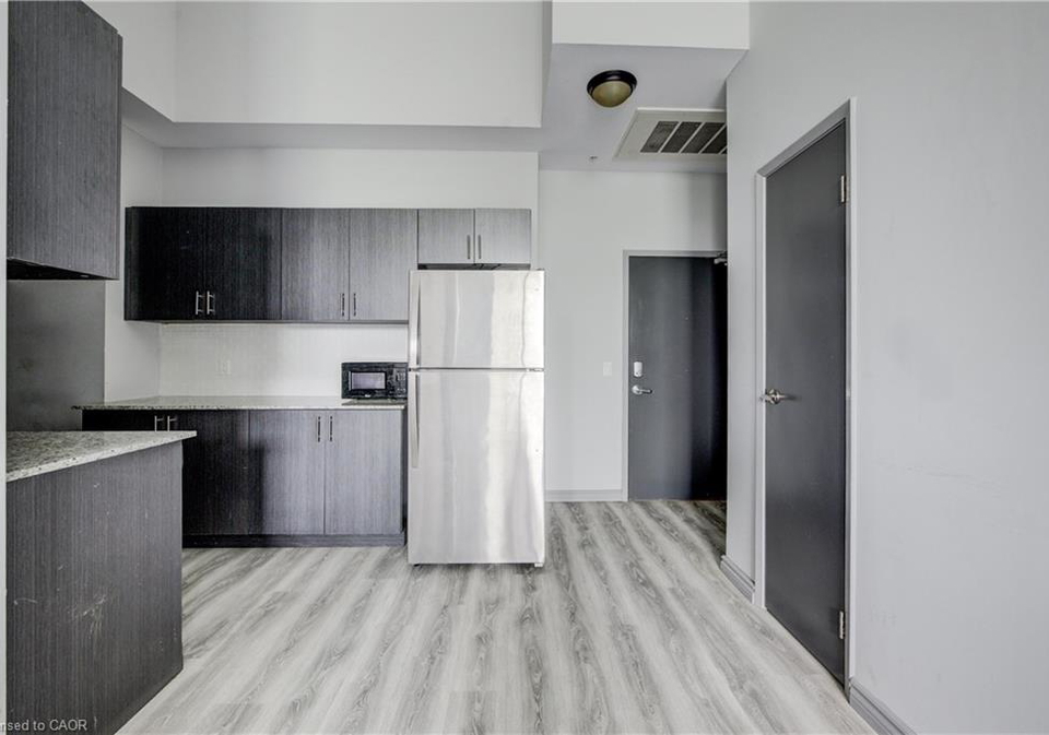275-larch-street-waterloo-ontario-40840457