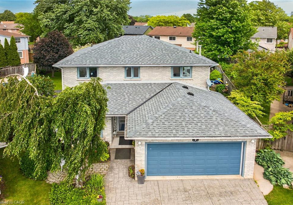 7-corsica-court-hamilton-ontario-40840467