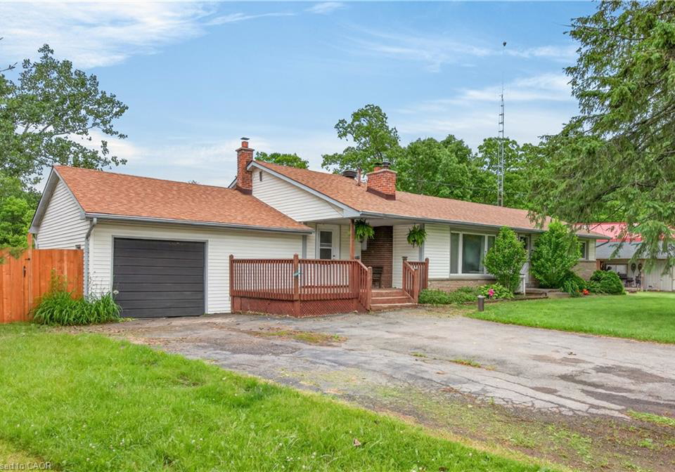8223-concession-5-road-caistor-centre-ontario-40840470