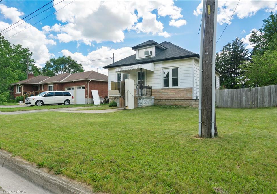 24-park-road-n-brantford-ontario-40840477