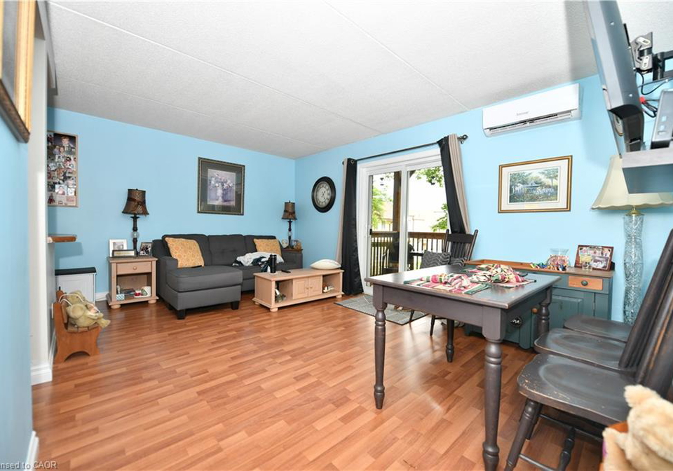 266-overlea-drive-kitchener-ontario-40840490
