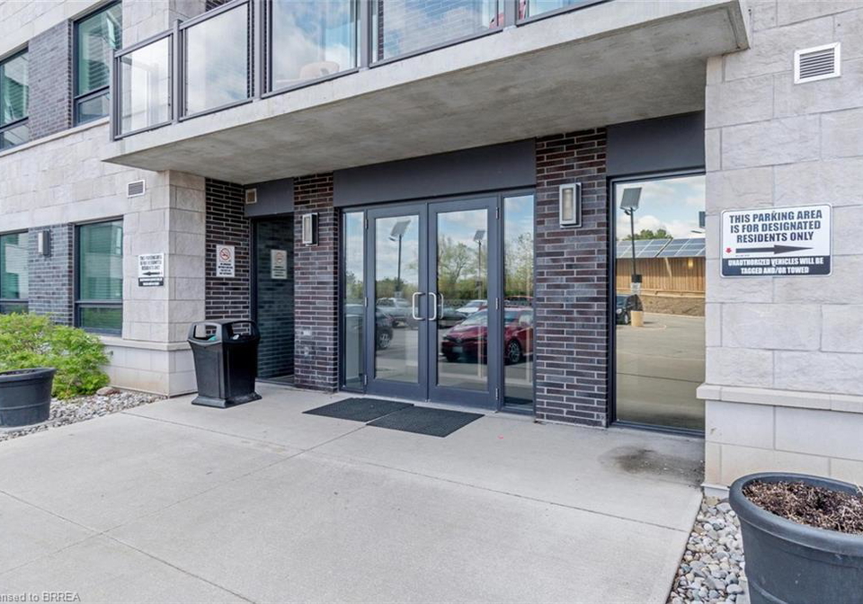 383-main-street-e-milton-ontario-40840492