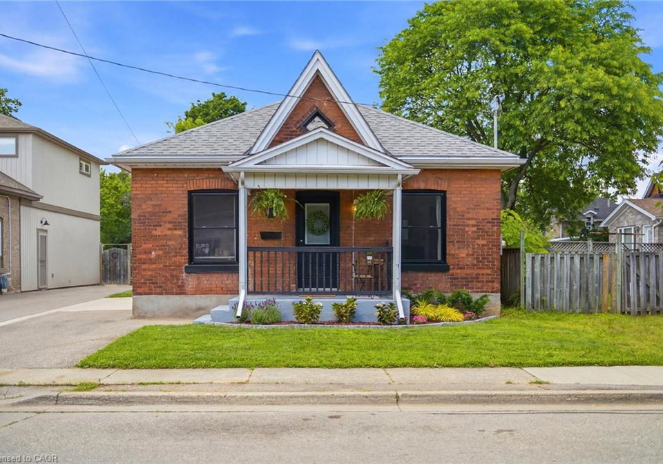 112-sydenham-street-brantford-ontario-40840503