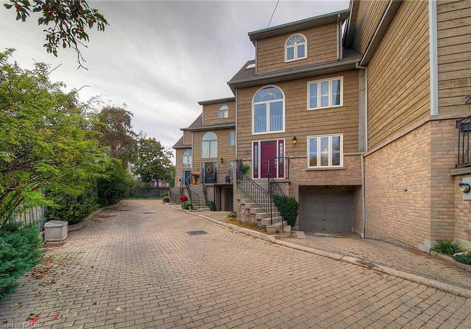 2353-marine-drive-oakville-ontario-40840510