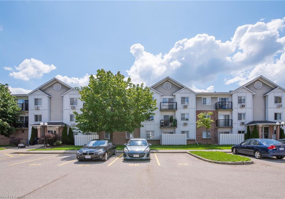 271-eiwo-court-waterloo-ontario-40840515