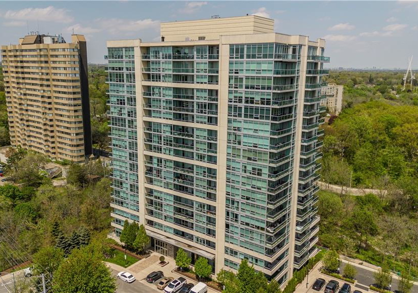 1055-southdown-road-mississauga-ontario-40840524