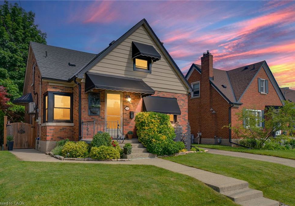 230-sydney-street-kitchener-ontario-40840527