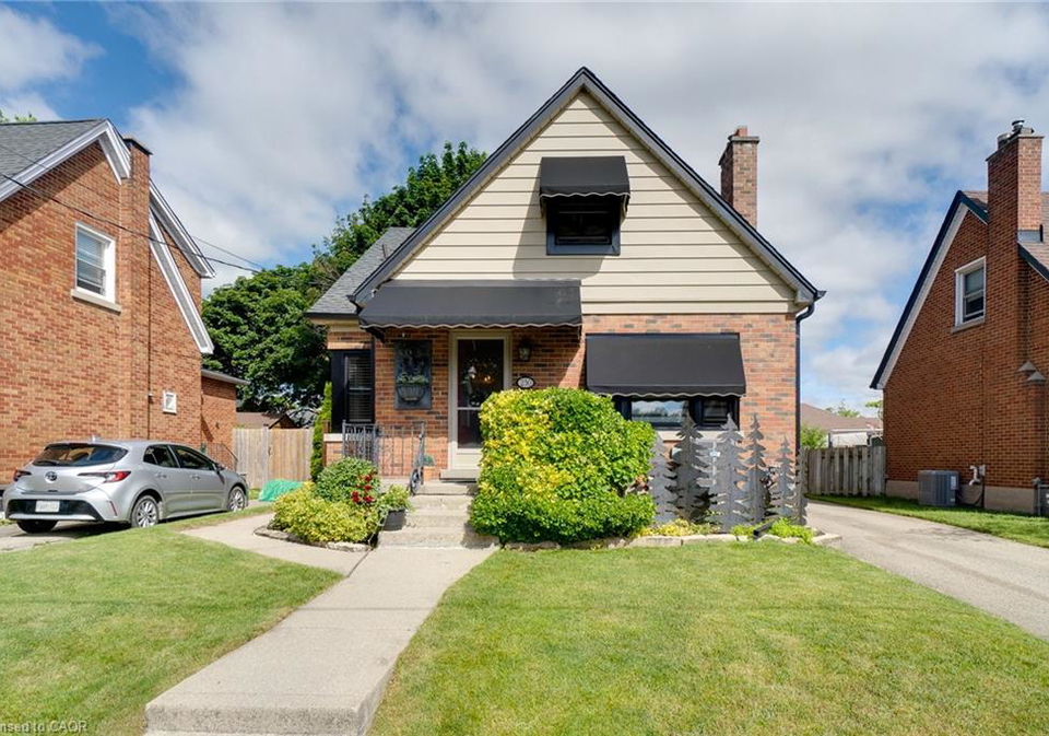 230-sydney-street-kitchener-ontario-40840527