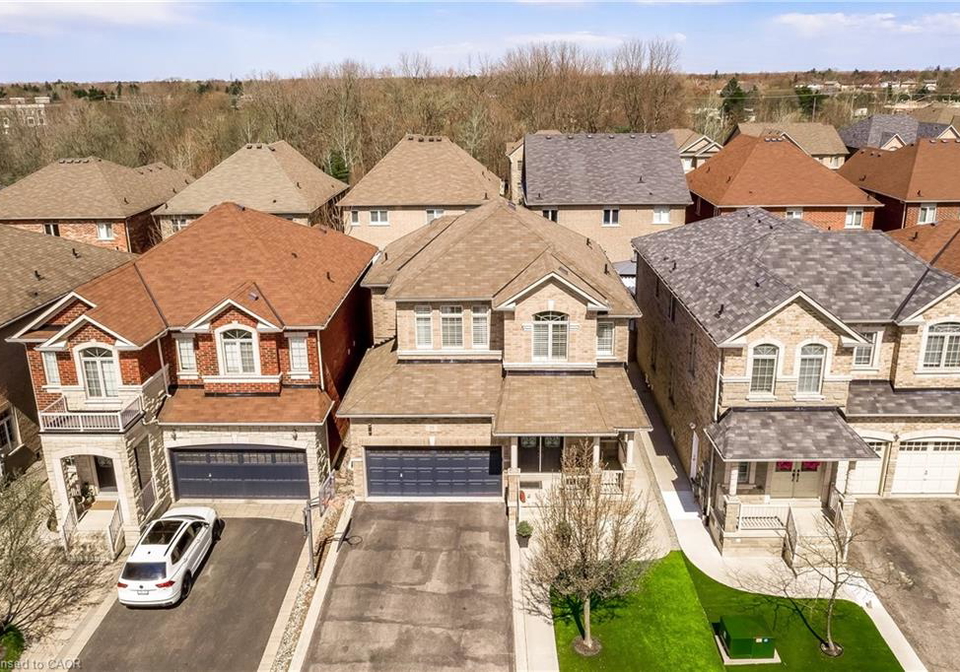 23-mcknight-avenue-waterdown-ontario-40840531