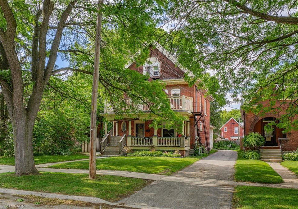 126-chatham-street-brantford-ontario-40840539