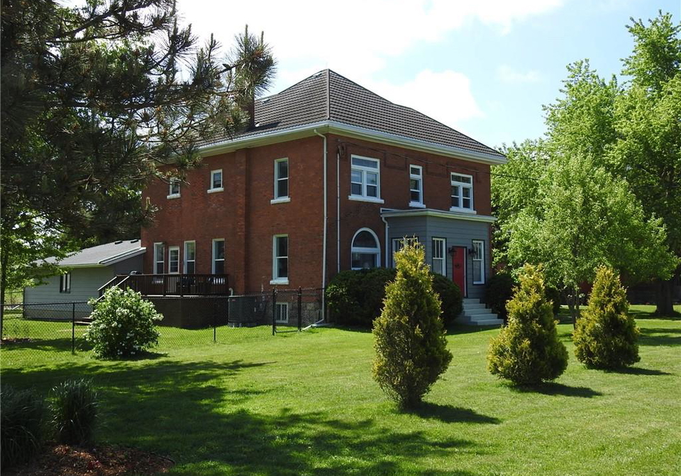5105-road-164-mitchell-ontario-40840551