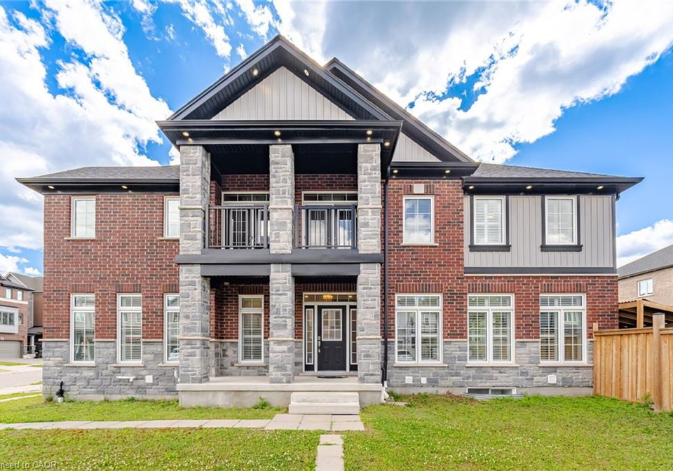 127-monarch-woods-drive-kitchener-ontario-40840557