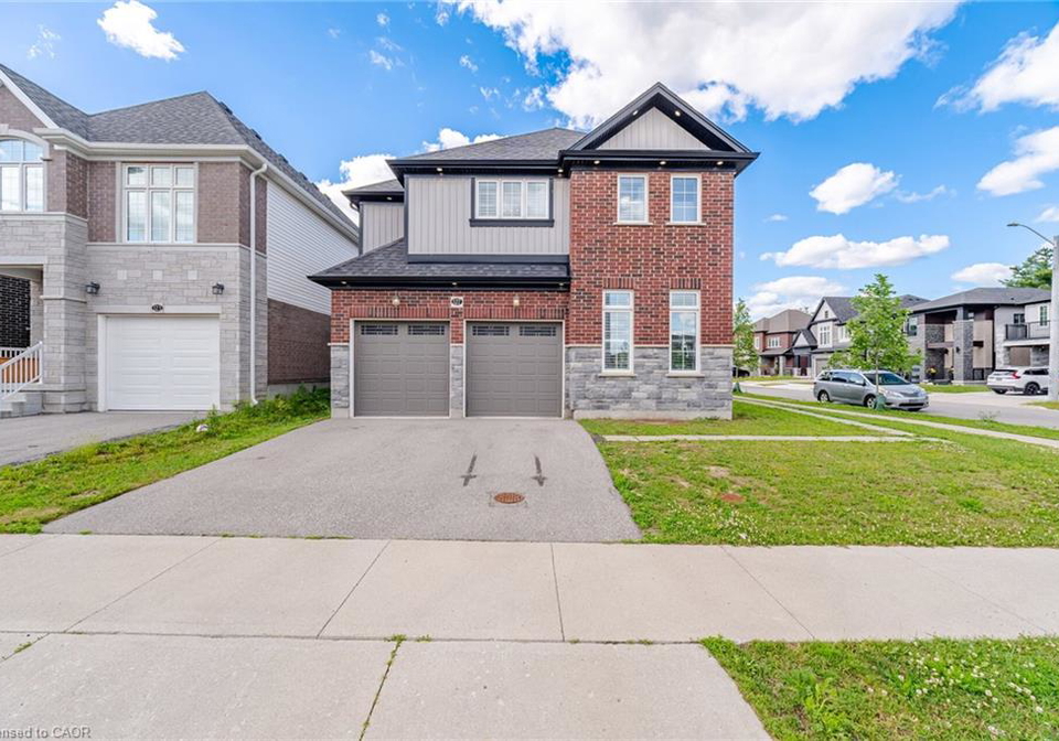 127-monarch-woods-drive-kitchener-ontario-40840557
