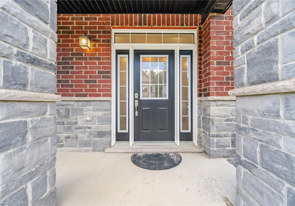127-monarch-woods-drive-kitchener-ontario-40840557