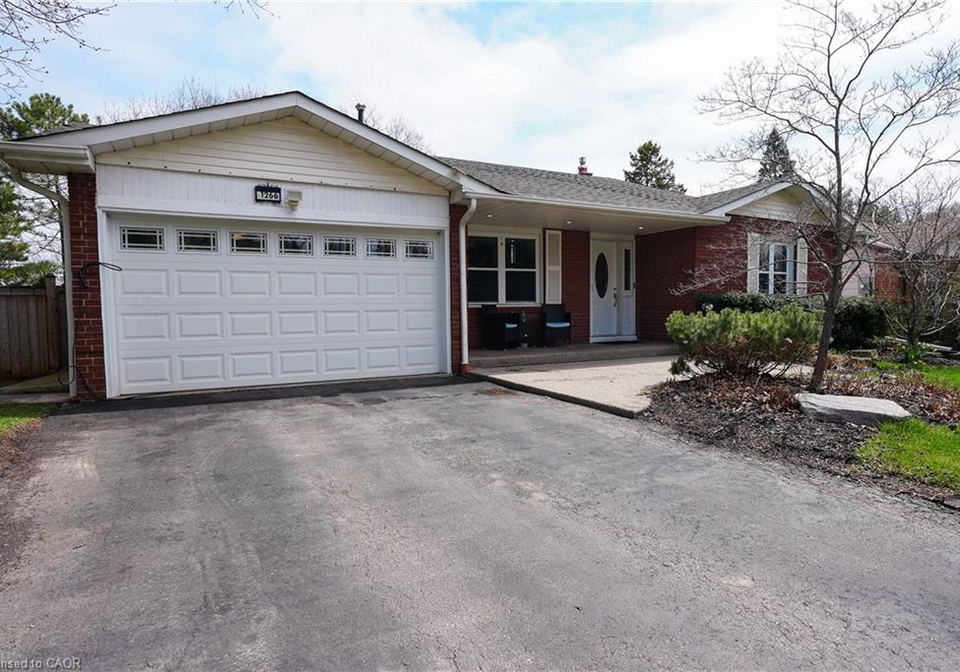 1266-lakeview-drive-oakville-ontario-40840562