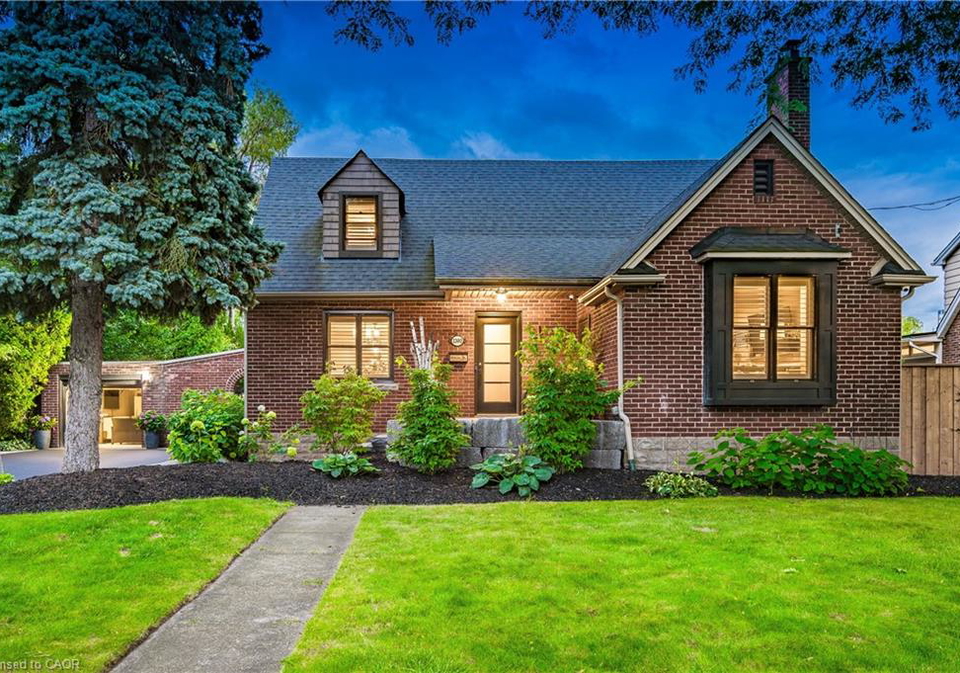1390-halifax-place-burlington-ontario-40840571