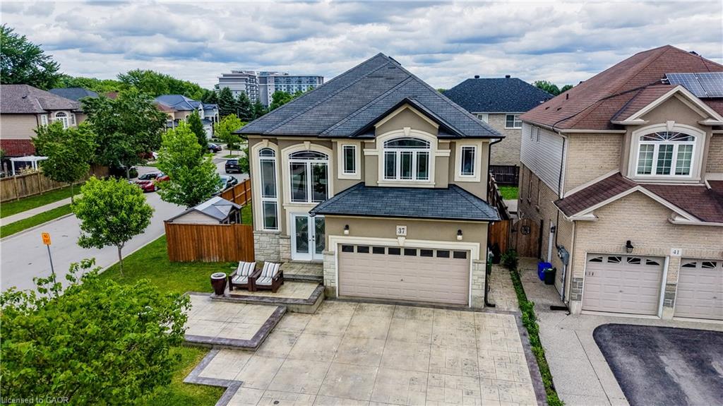 37-davinci-boulevard-hamilton-ontario-40840580