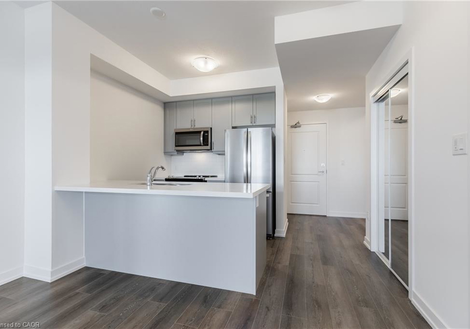 10-mallard-trail-waterdown-ontario-40840582