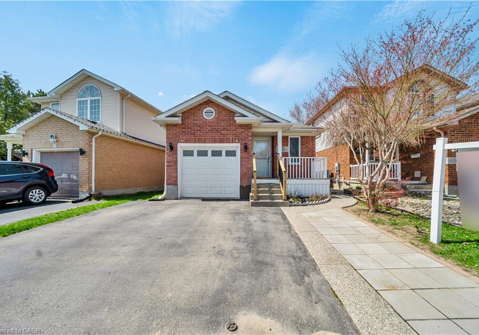 347-keewatin-avenue-kitchener-ontario-40840593