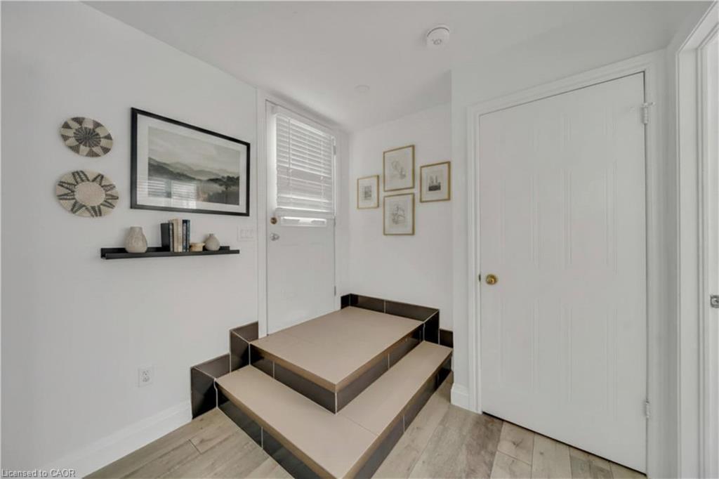 347-keewatin-avenue-kitchener-ontario-40840596