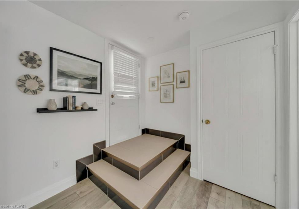 347-keewatin-avenue-kitchener-ontario-40840596