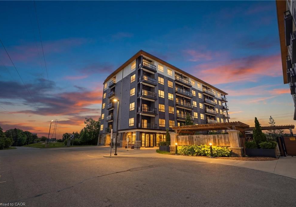 243-northfield-drive-e-waterloo-ontario-40840599