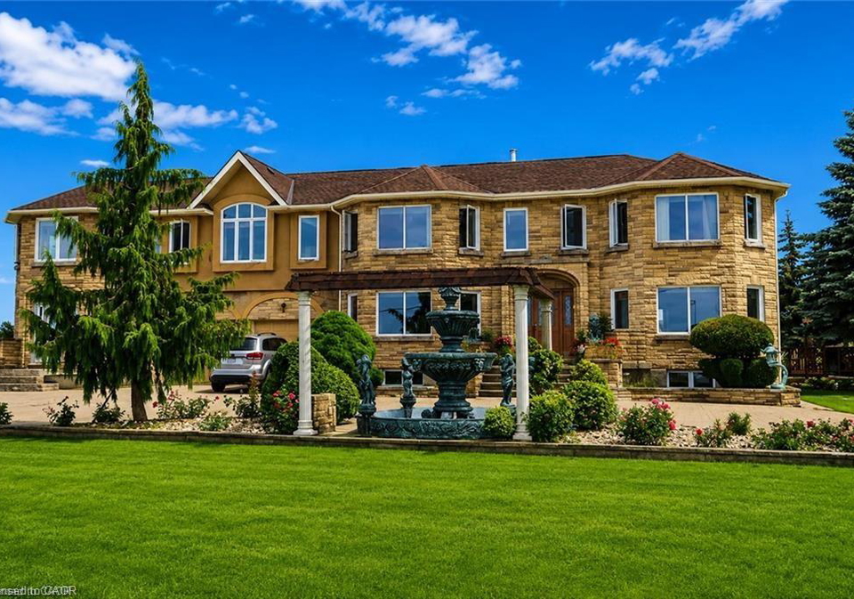 568-ridge-road-hamilton-ontario-40840622