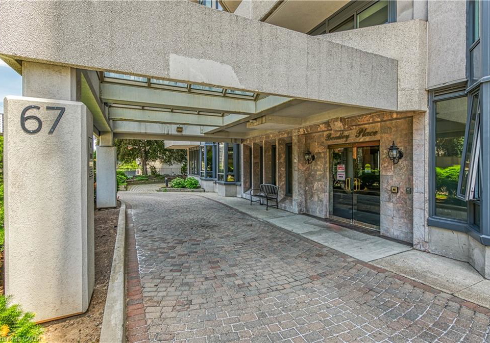 67-caroline-street-s-hamilton-ontario-40840640