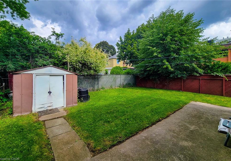 12-east-27th-street-hamilton-ontario-40840642