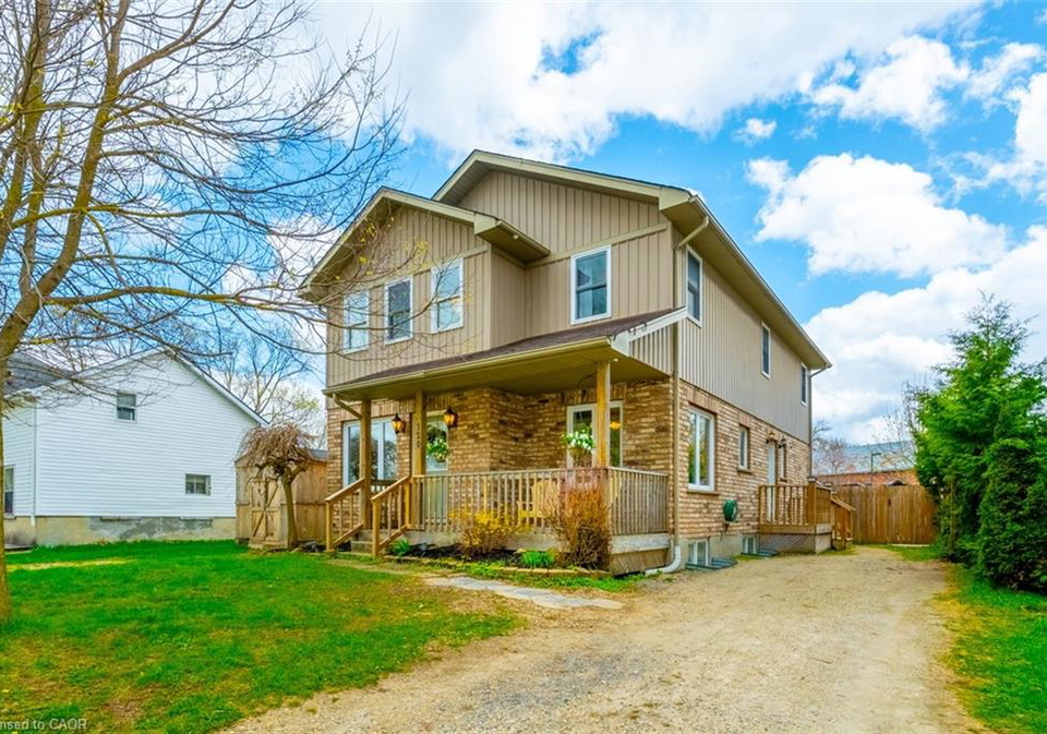 120-charles-street-e-arthur-ontario-40840656