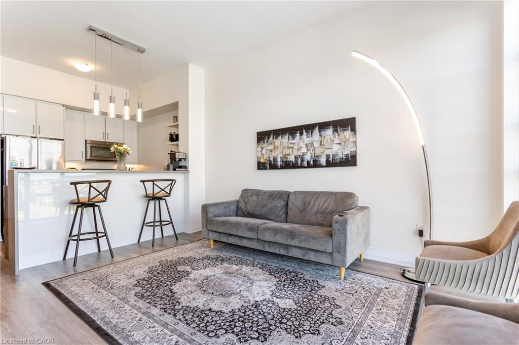 10-concord-place-grimsby-ontario-40840702