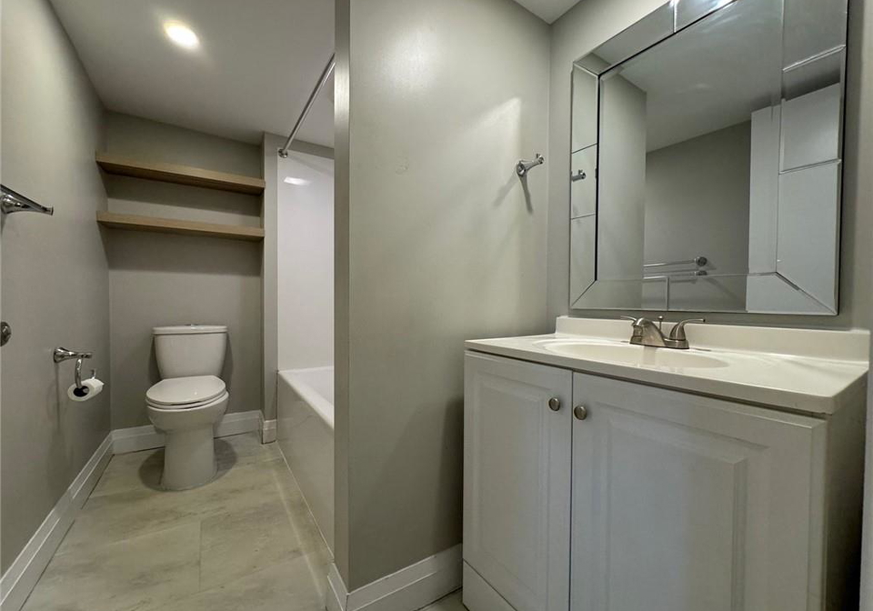 54-cambridge-avenue-kitchener-ontario-40840703