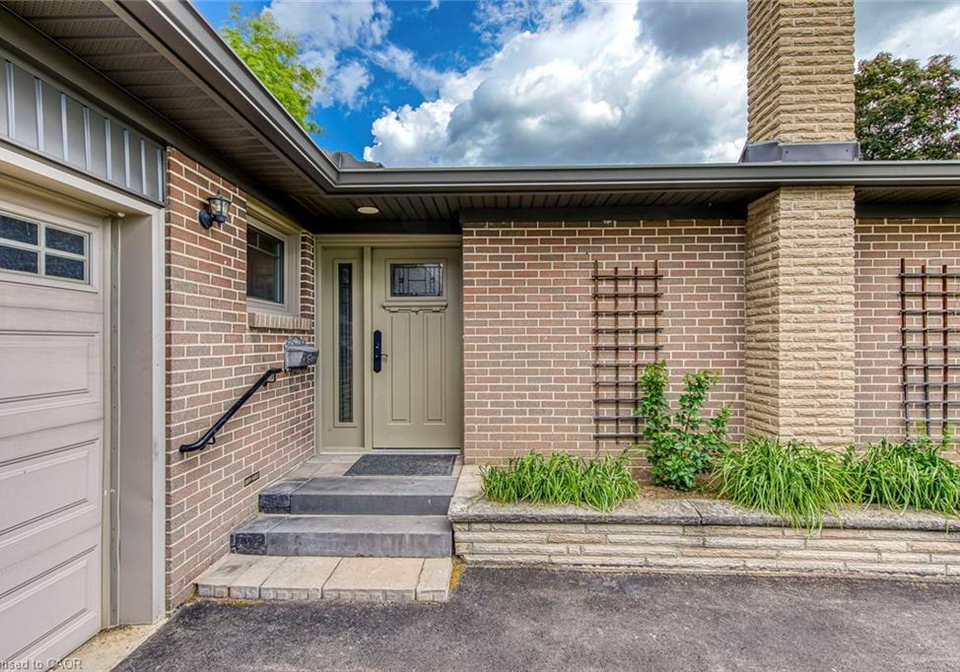 1027-argus-drive-mississauga-ontario-40840723
