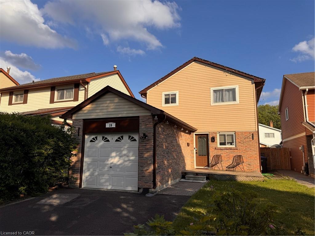 19-dalzell-avenue-brampton-ontario-40840726