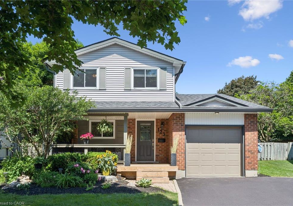 123-clearwater-crescent-waterloo-ontario-40840728