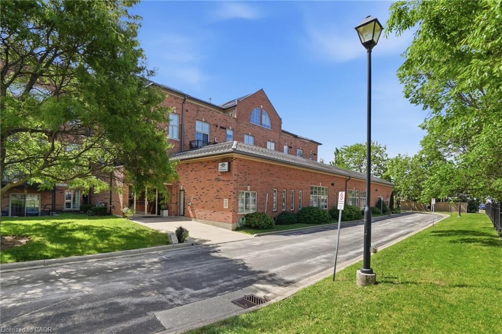 262-dundas-street-e-waterdown-ontario-40840739