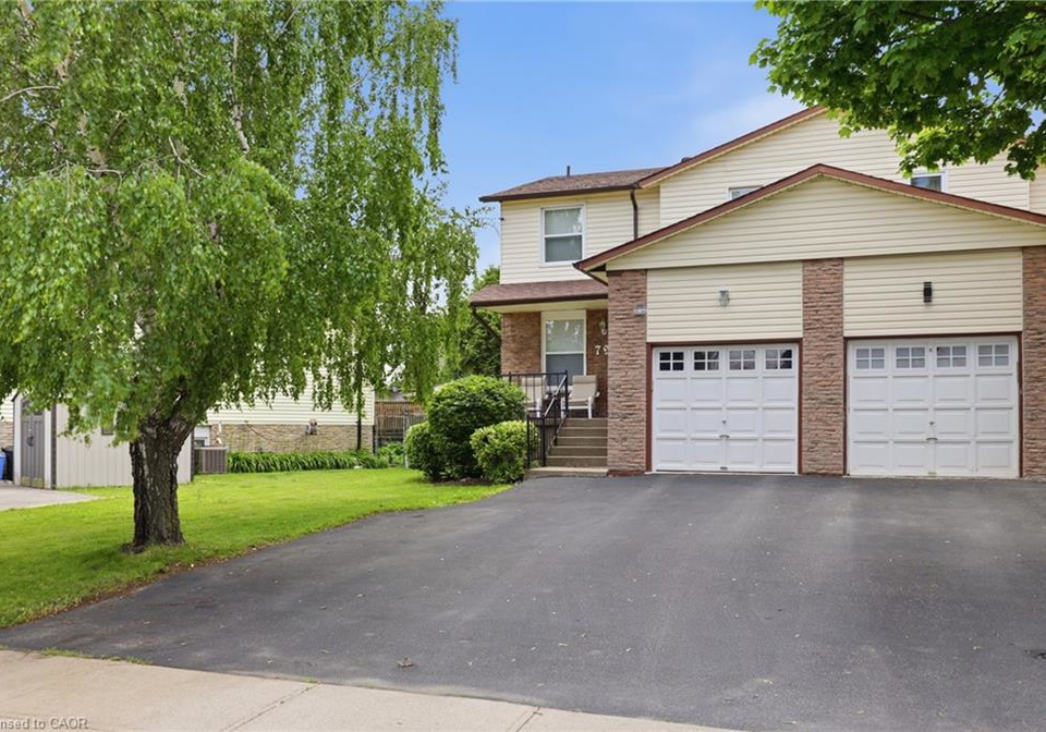 79-adis-avenue-hamilton-ontario-40840752