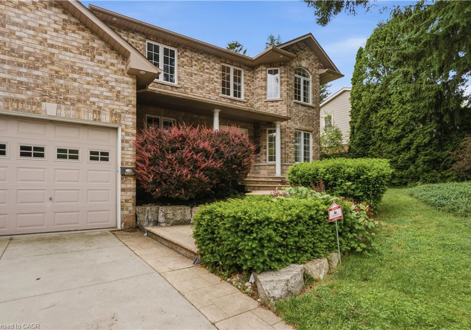11-maynard-street-hamilton-ontario-40840759